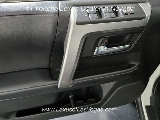Used 2021 Toyota 4Runner SR5 Premium w/ Moonroof Package AWD/4WD image 29