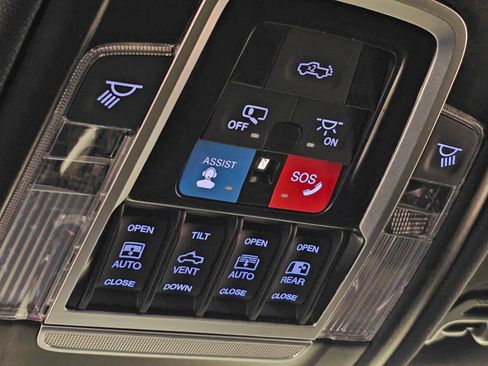 New 2026 RAM 1500 4x4 Crew Cab image 26