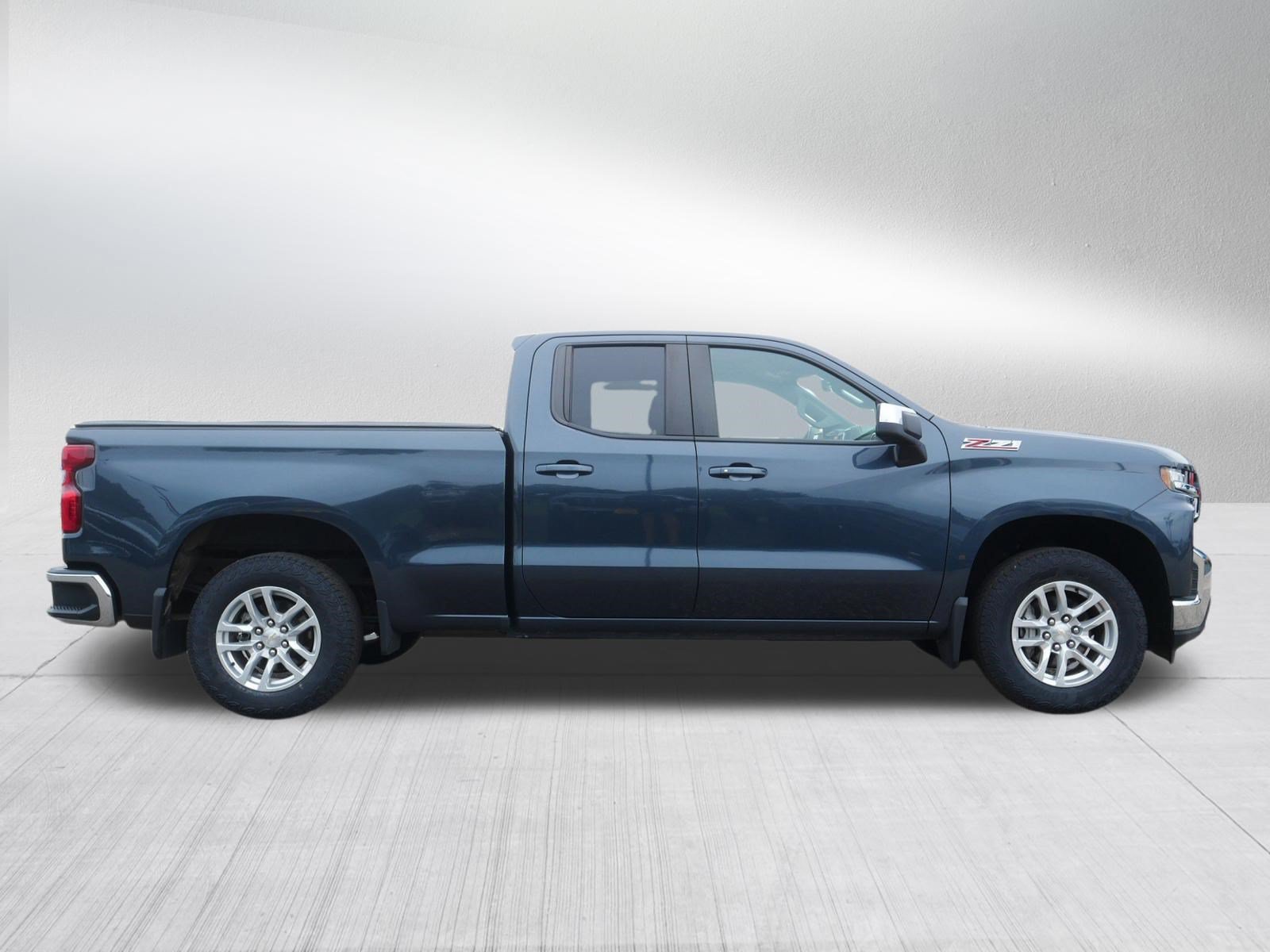 Used 2020 Chevrolet Silverado 1500 LT w/ All-Star Edition AWD/4WD image 8