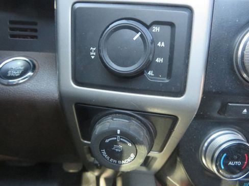 Used 2016 Ford F150 King Ranch w/ Equipment Group 601A Luxury image 22