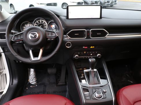Certified 2025 MAZDA CX-5 Carbon Edition image 12