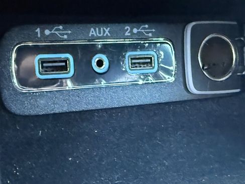 Used 2018 Jeep Grand Cherokee Altitude image 17