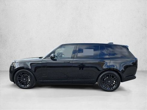 Used 2023 Land Rover Range Rover Long Wheelbase SE image 8
