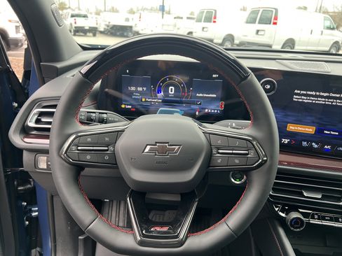 New 2026 Chevrolet Traverse RS image 19