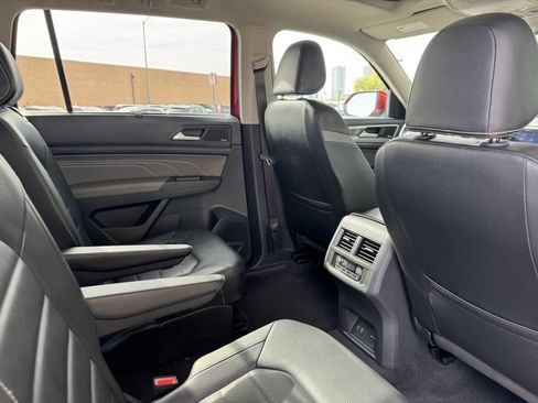 Used 2023 Volkswagen Atlas SEL Premium image 42