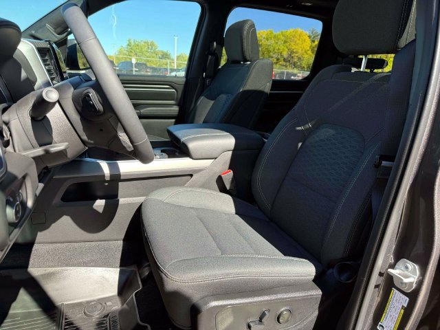 Used 2026 RAM 1500 Big Horn AWD/4WD image 18