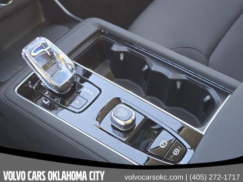 Used 2026 Volvo XC90 B6 Plus w/ Protection Package Premier AWD/4WD image 20