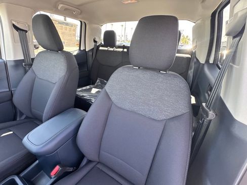 New 2026 Ford Maverick XL image 18