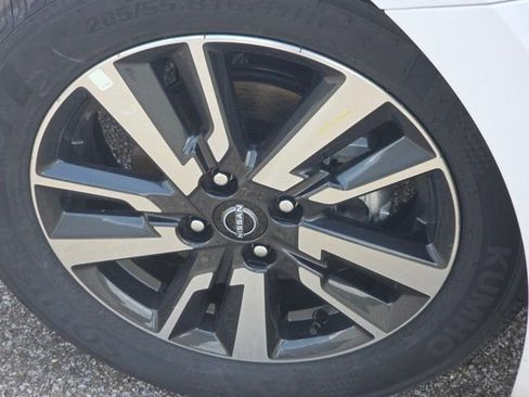 New 2025 Nissan Versa S w/ S Plus Package image 19