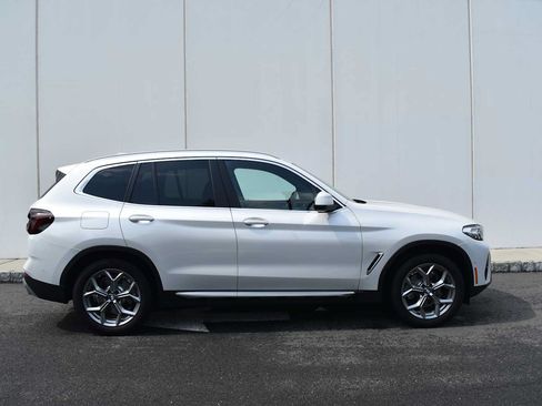 Used 2023 BMW X3 xDrive30i w/ Premium Package AWD/4WD image 4