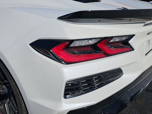 Used 2023 Chevrolet Corvette Z06 RWD image 31