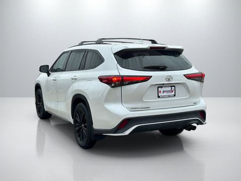 Used 2023 Toyota Highlander XSE image 7