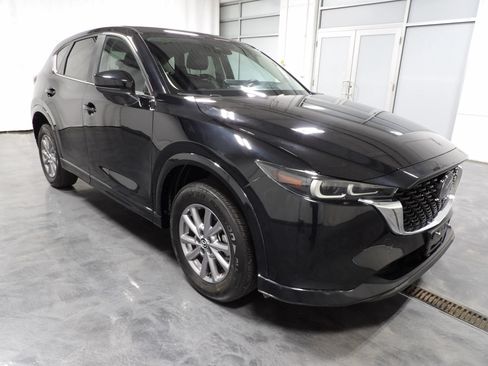 Used 2025 MAZDA CX-5 AWD 2.5 S w/ Select Package image 2