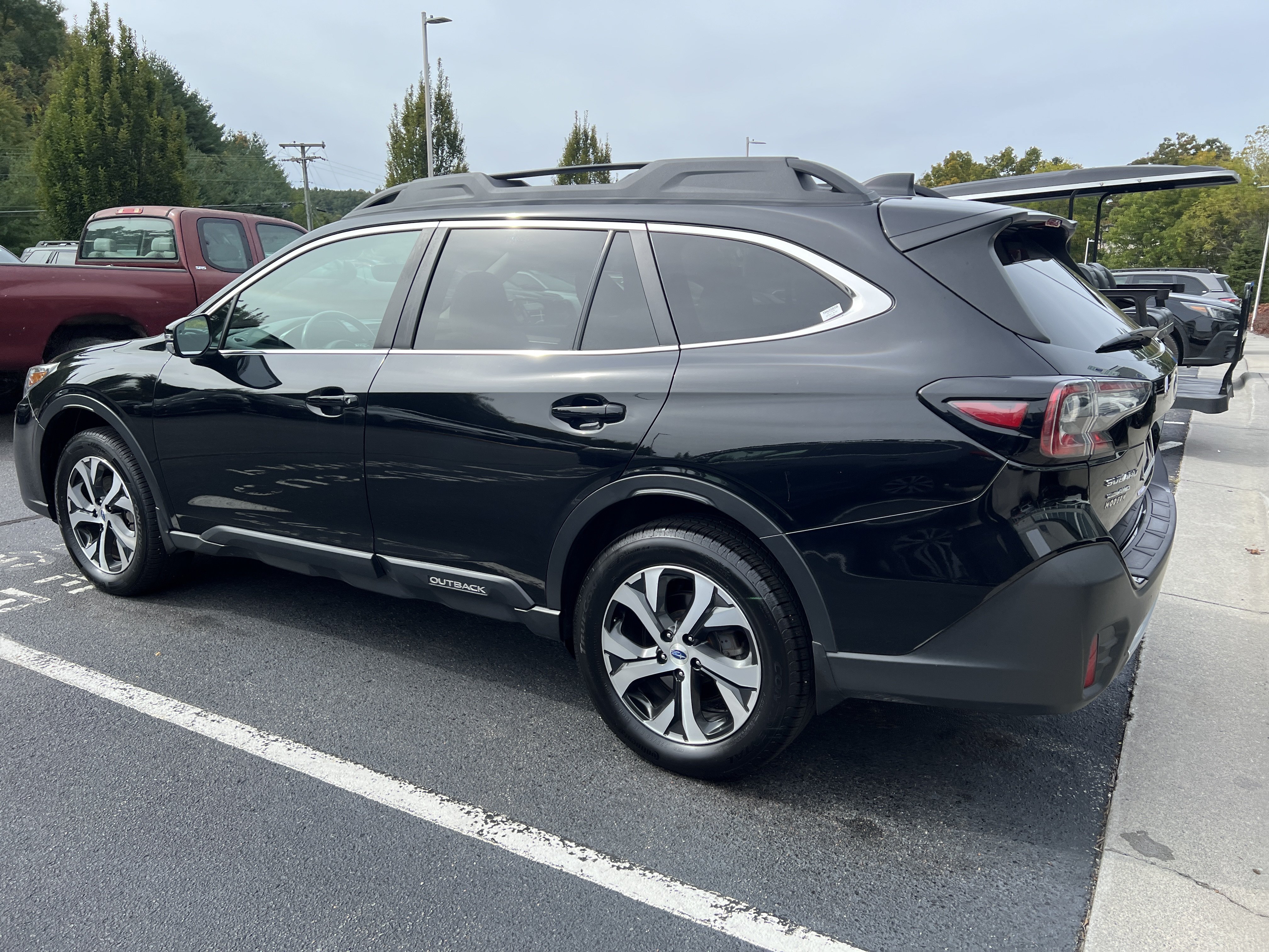 Used 2021 Subaru Outback Limited w/ Popular Package #2 AWD/4WD image 6