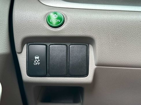 Used 2013 Honda CR-V LX image 29