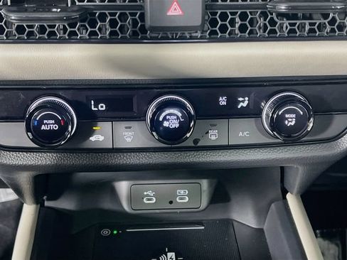 Used 2027 Honda HR-V LX image 23