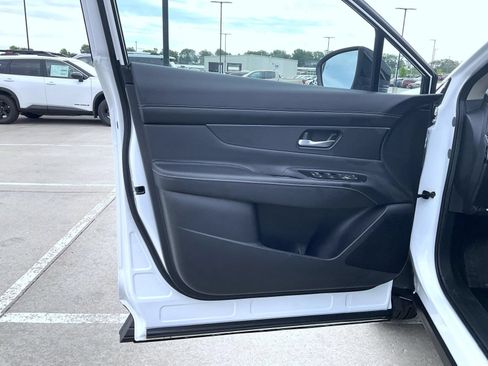 Certified 2025 Nissan Murano SV AWD/4WD image 10