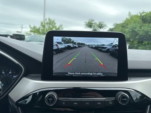 Certified 2022 Ford Escape SEL image 21