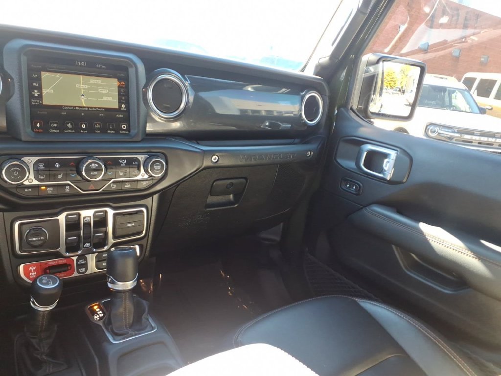 Used 2022 Jeep Wrangler Unlimited Rubicon w/ Trailer Tow Package AWD/4WD image 16
