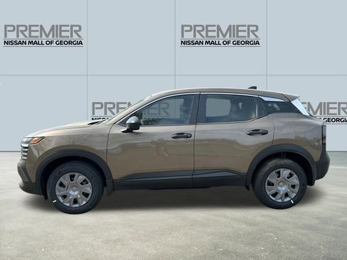 New 2026 Nissan Kicks S image 6