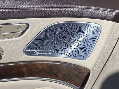 Used 2014 Mercedes-Benz S 550 Sedan image 19