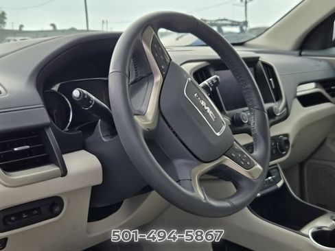Used 2024 GMC Terrain Denali w/ Denali Premium Package AWD/4WD image 9