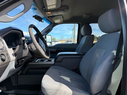 Used 2016 Ford F350 XLT w/ Camper Package image 15