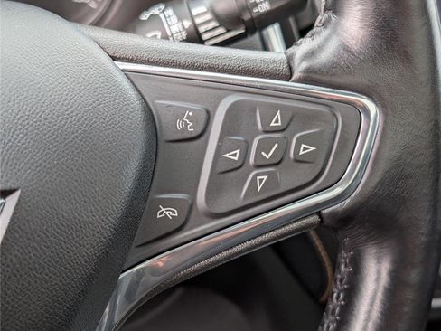 Used 2021 Chevrolet Equinox Premier AWD/4WD image 25