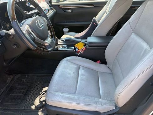 Used 2014 Lexus ES 350 w/ Luxury Package image 5