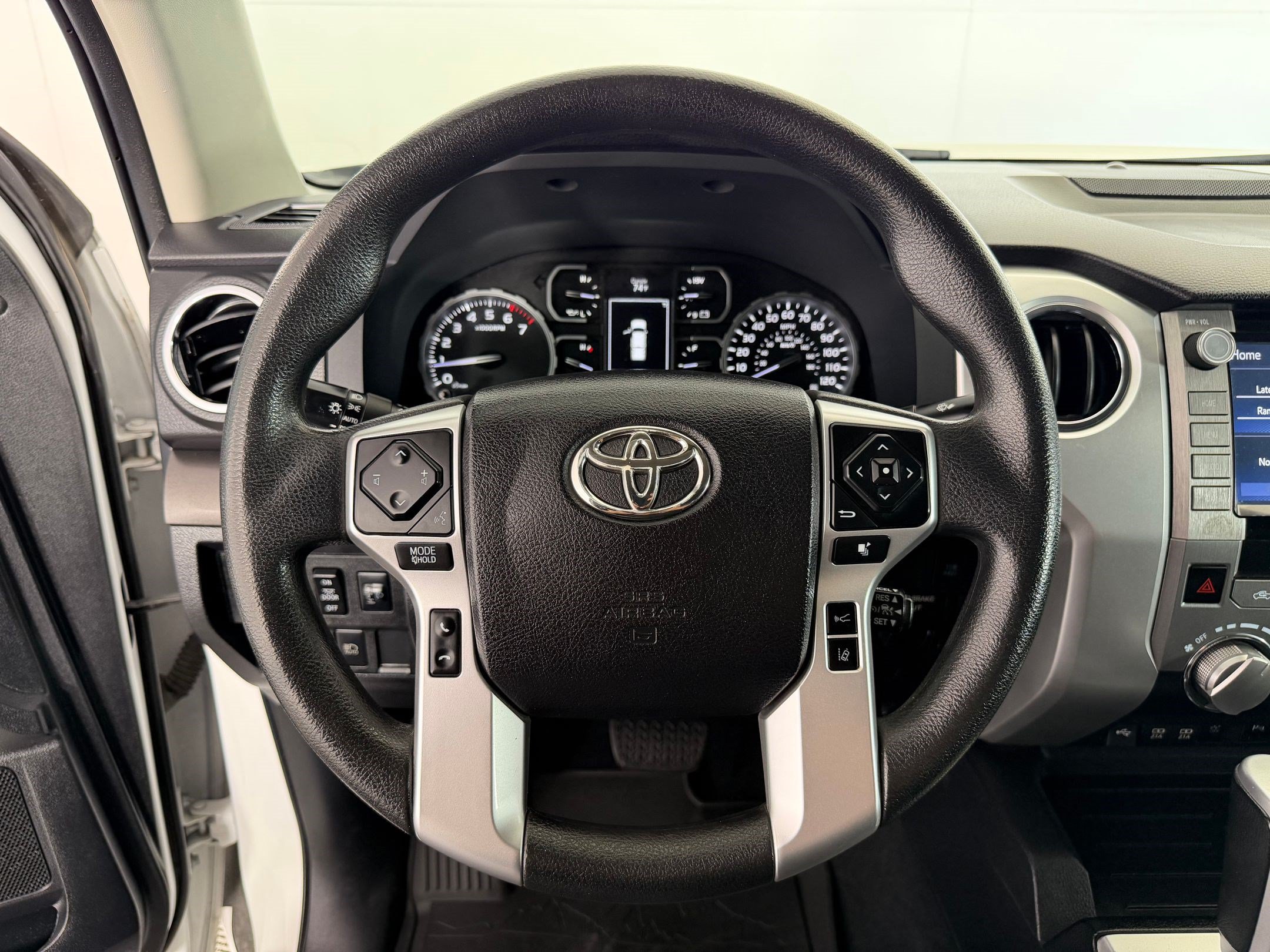 Used 2021 Toyota Tundra SR5 RWD image 11