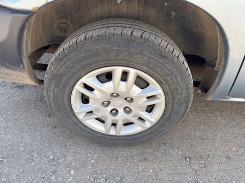 Used 2005 Dodge Caravan SE w/ Popular Equipment Group image 9