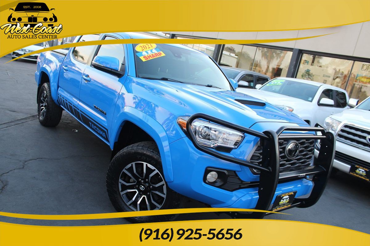 Used 2021 Toyota Tacoma TRD Sport AWD/4WD image 1