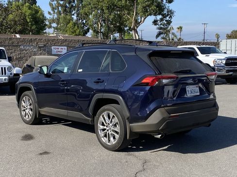 Used 2023 Toyota RAV4 XLE Premium FWD image 2