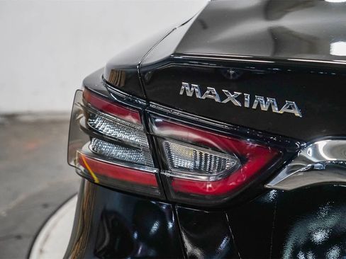Used 2022 Nissan Maxima Platinum w/ Sport Mat Group image 11