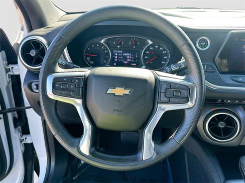 Used 2022 Chevrolet Blazer LT image 11