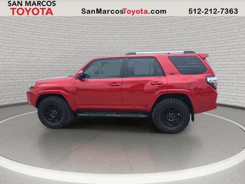 Used 2023 Toyota 4Runner SR5 AWD/4WD image 9