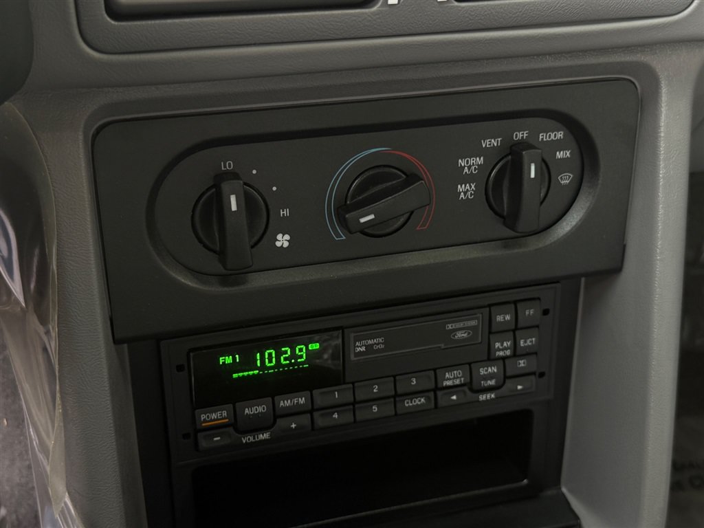 Used 1993 Ford Mustang Cobra RWD image 47