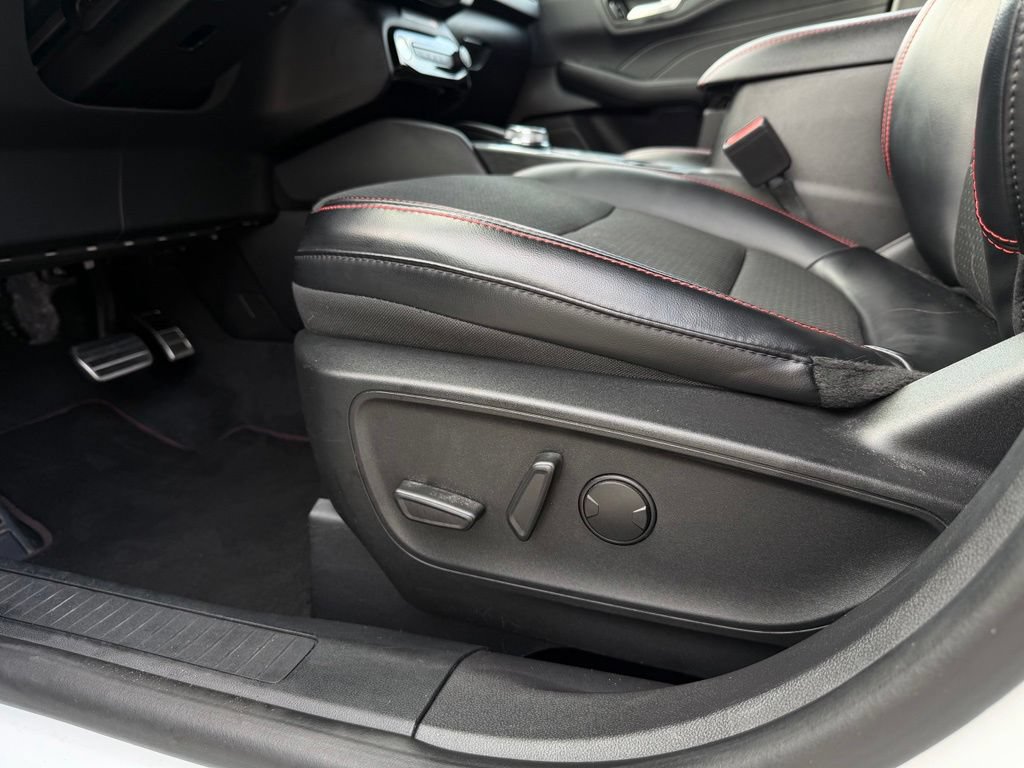 Used 2023 Ford Escape ST-Line w/ Tech Pack #1 FWD image 13