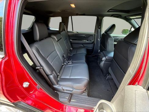 Used 2024 Honda Passport EX-L image 25