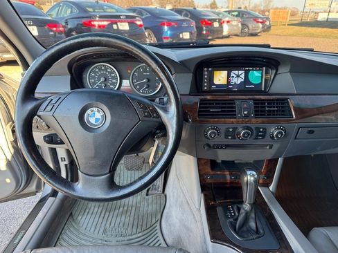 Used 2007 BMW 525xi Sedan image 31