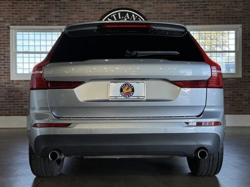 Used 2018 Volvo XC60 T5 Momentum w/ Convenience Package image 5