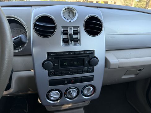 Used 2006 Chrysler PT Cruiser Touring image 19