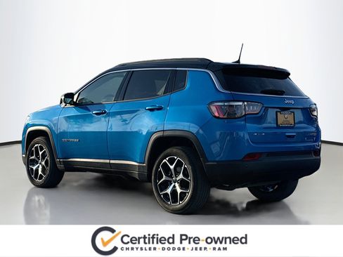 Used 2025 Jeep Compass Limited image 14