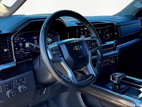 Used 2023 Chevrolet Silverado 1500 LT Trail Boss w/ Protection Package image 13