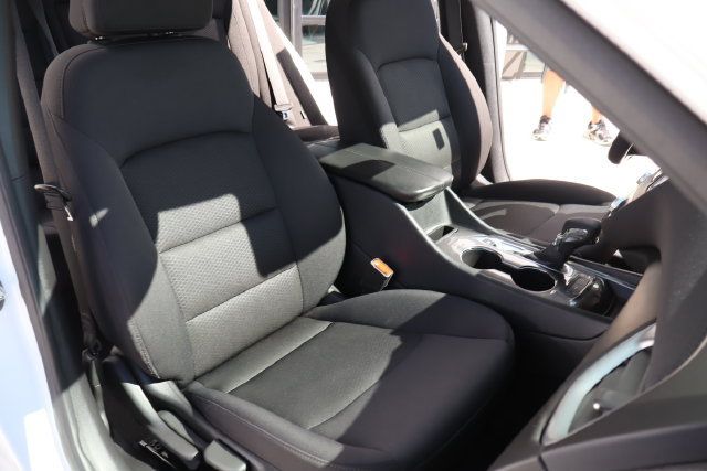 Used 2025 Chevrolet Malibu LT FWD image 12