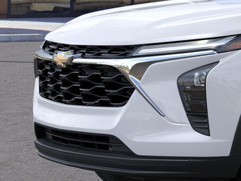 New 2026 Chevrolet Trax LS w/ LS Convenience Package image 37