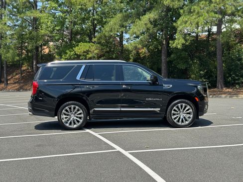 Used 2021 GMC Yukon Denali w/ Denali Ultimate Package AWD/4WD image 15