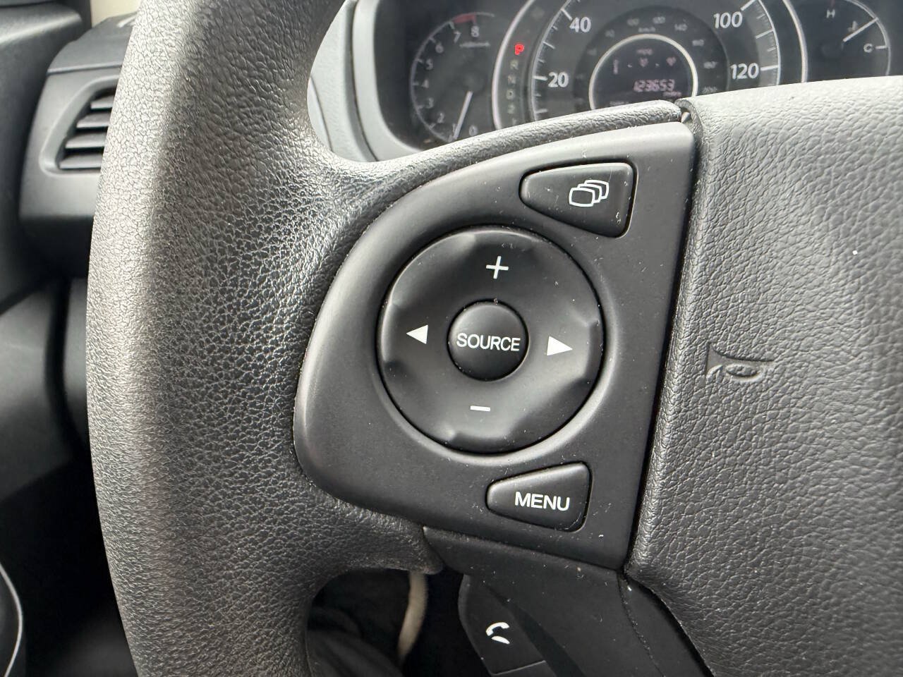 Used 2014 Honda CR-V LX image 23