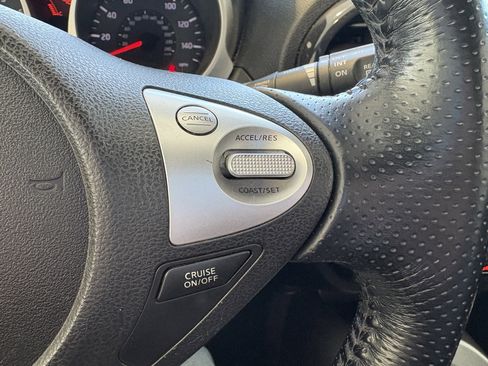 Used 2014 Nissan Juke SL image 13