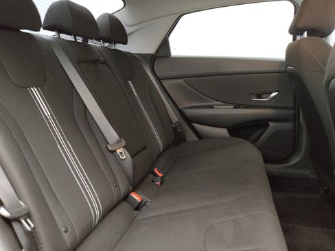 Used 2021 Hyundai Elantra SEL w/ Convenience + Premium Package FWD image 19